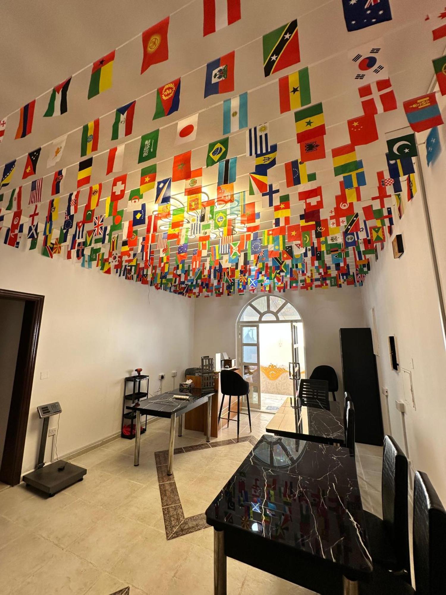 International Abu-Dhabi Hostel Villa Abu Dabi Exterior foto